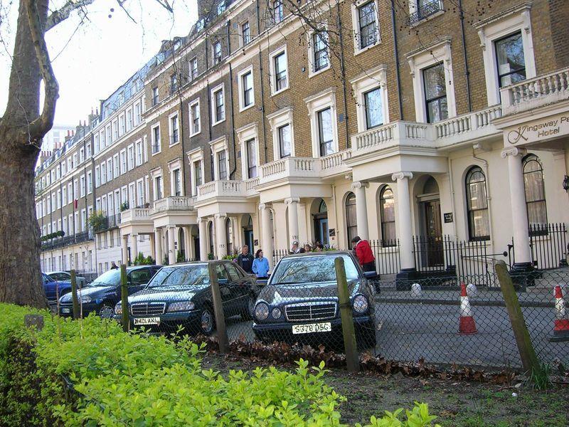 Kingswaypark Hotel At Park Avenue Londra Exterior foto